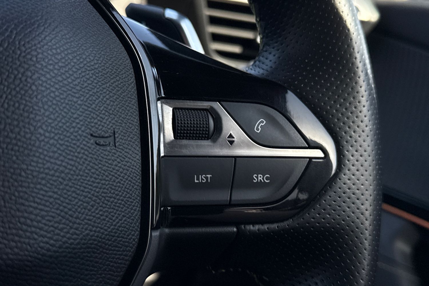 Used Peugeot 2008 2021 for sale - 78163488: Photo 37