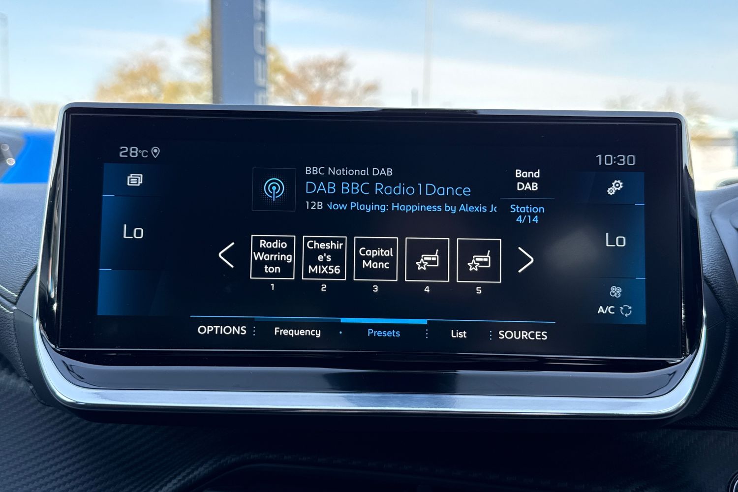 Used Peugeot 2008 2021 for sale - 78163488: Photo 42