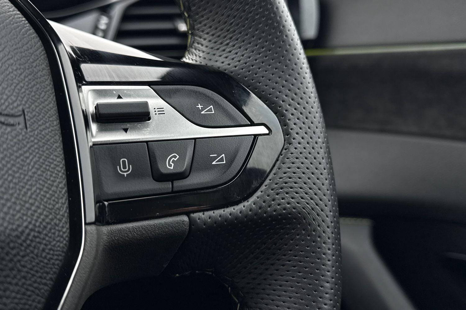 Used Peugeot 408 2024 for sale - 77608166: Photo 32