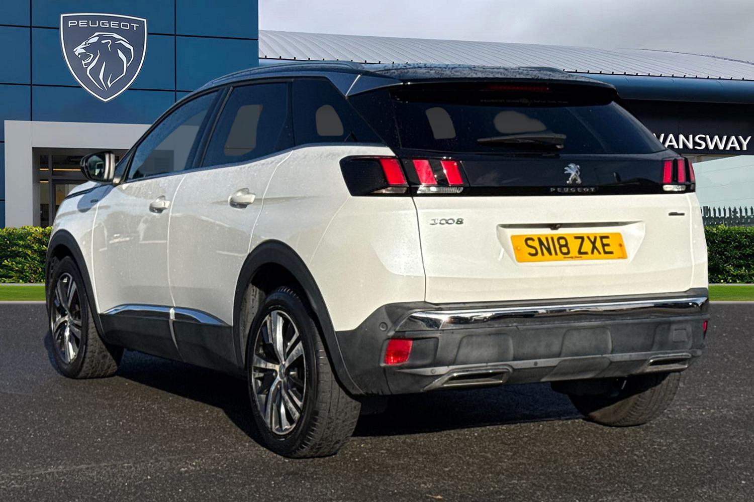 Used Peugeot 3008 2018 for sale - 76346548: Photo 2