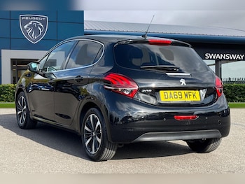 Used Peugeot 208 2019 for sale - 75847303: Photo