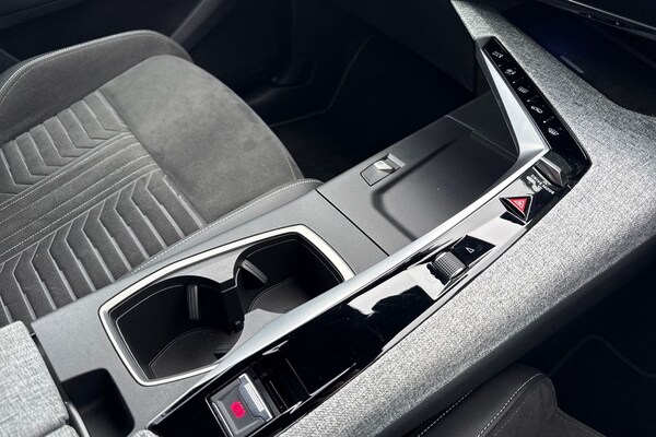 Used Peugeot 3008 2024 for sale - 75995851: Photo 22