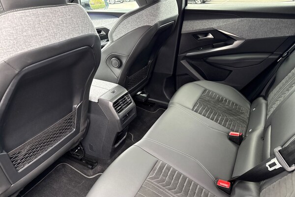 Used Peugeot 3008 2024 for sale - 75995851: Photo 31