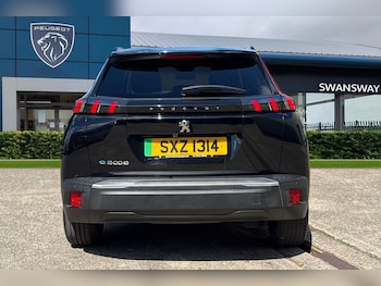 Used Peugeot 2008 2023 for sale - 78502125: Photo