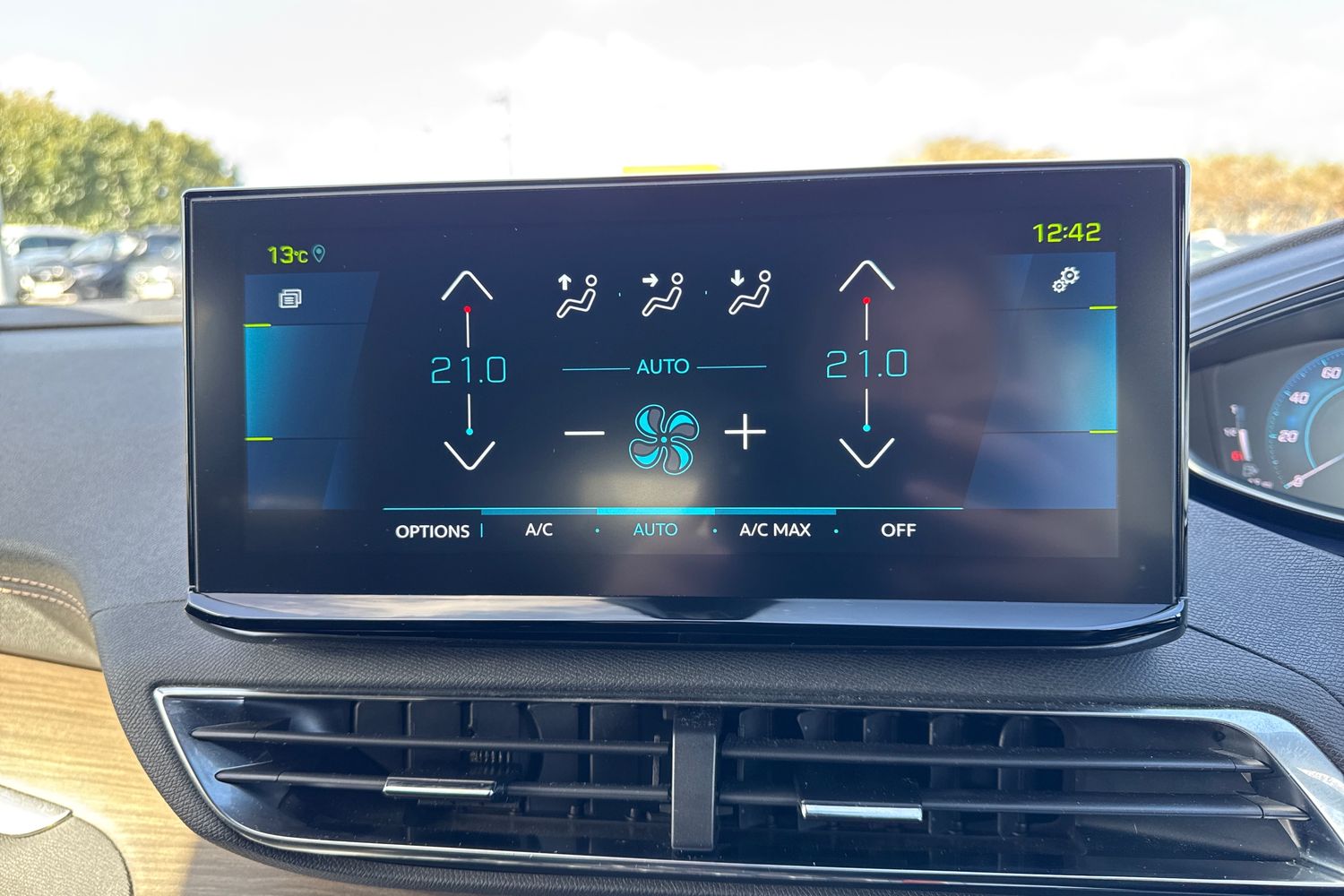 Used Peugeot 3008 2022 for sale - 77842787: Photo 22