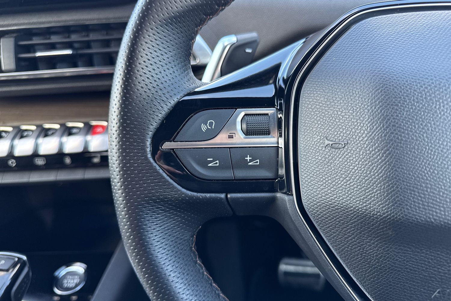 Used Peugeot 3008 2022 for sale - 77842787: Photo 43