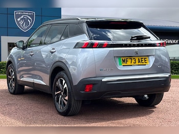 Used Peugeot 2008 2023 for sale - 78852092: Photo