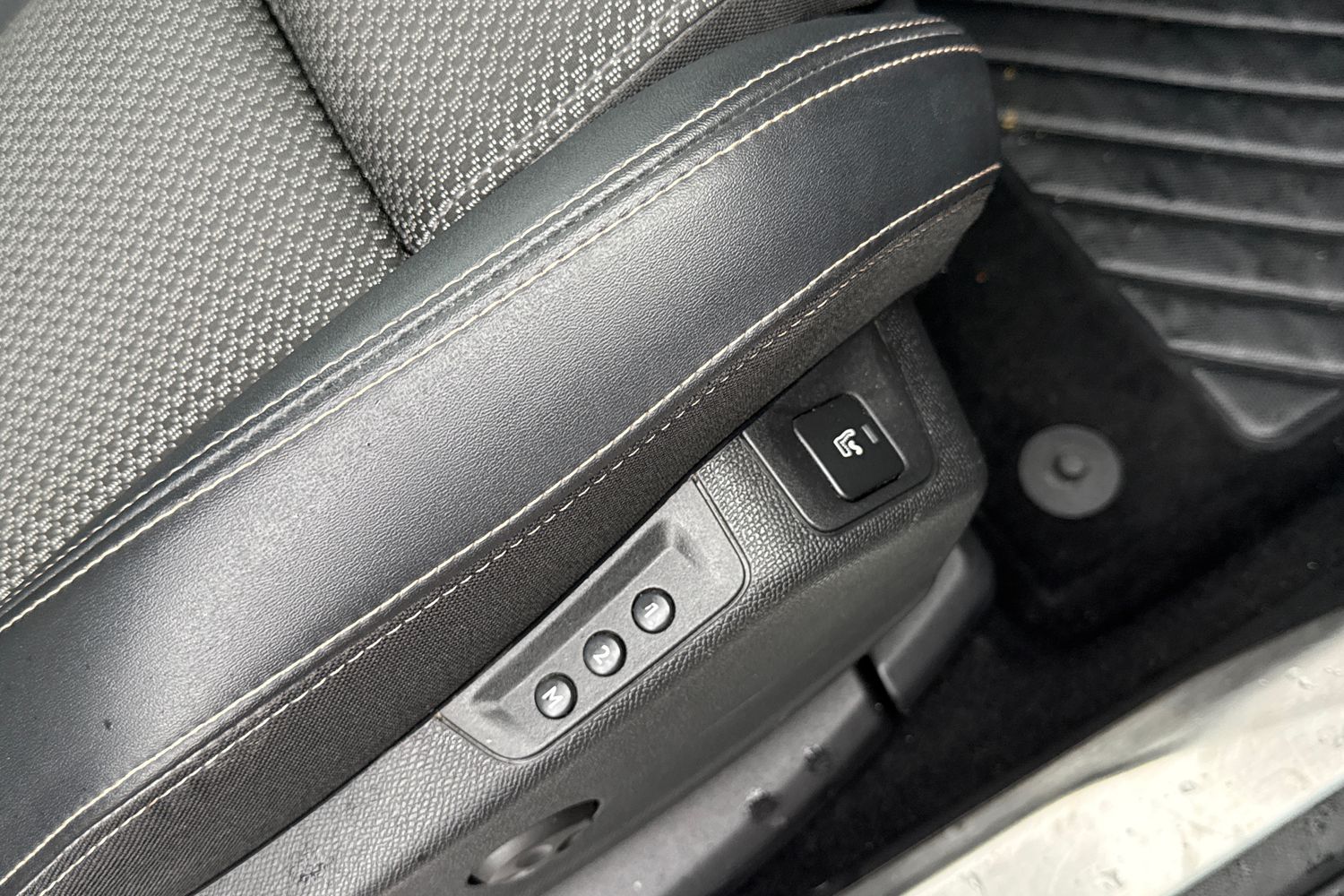 Used Peugeot 3008 2022 for sale - 77520331: Photo 39