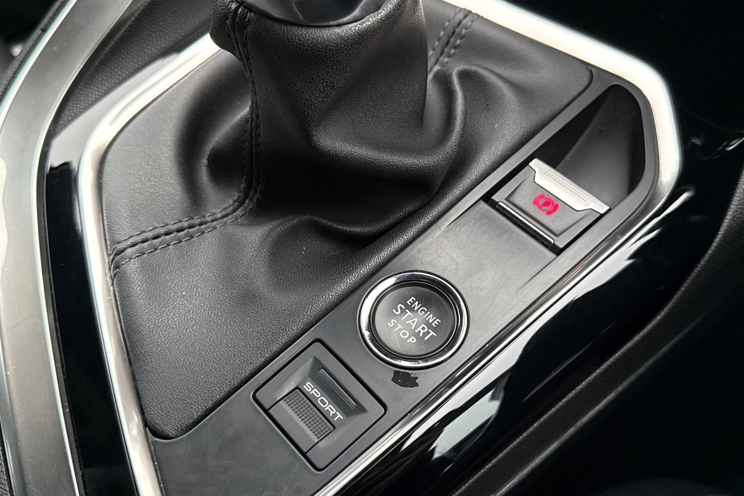 Used Peugeot 3008 2022 for sale - 77520331: Photo 61