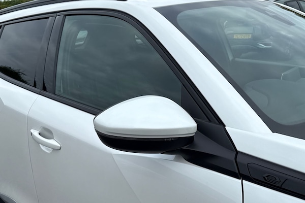Used Peugeot E-2008 2021 for sale - 76300378: Photo 28