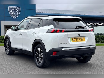 Used Peugeot E-2008 2021 for sale - 76300378: Photo 2