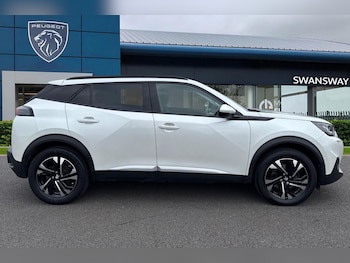 Used Peugeot E-2008 2021 for sale - 76300378: Photo 3