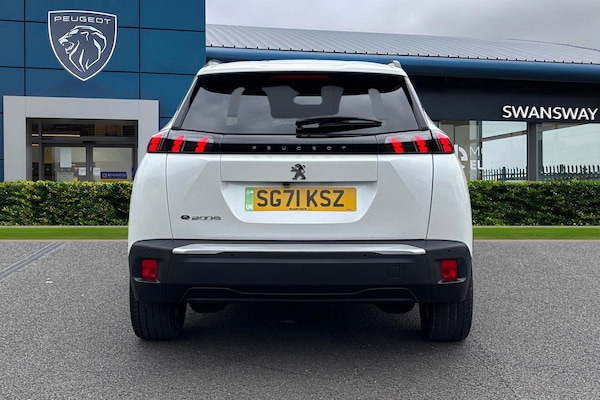 Used Peugeot E-2008 2021 for sale - 76300378: Photo 4