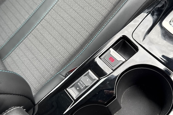 Used Peugeot E-2008 2021 for sale - 76300378: Photo 59