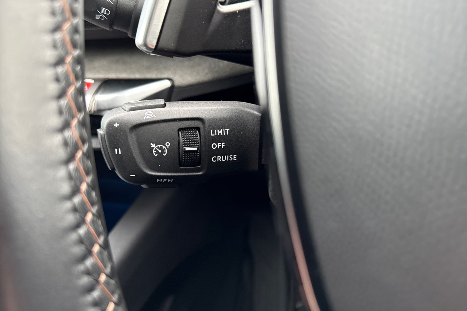 Used Peugeot 3008 2022 for sale - 77368587: Photo 41