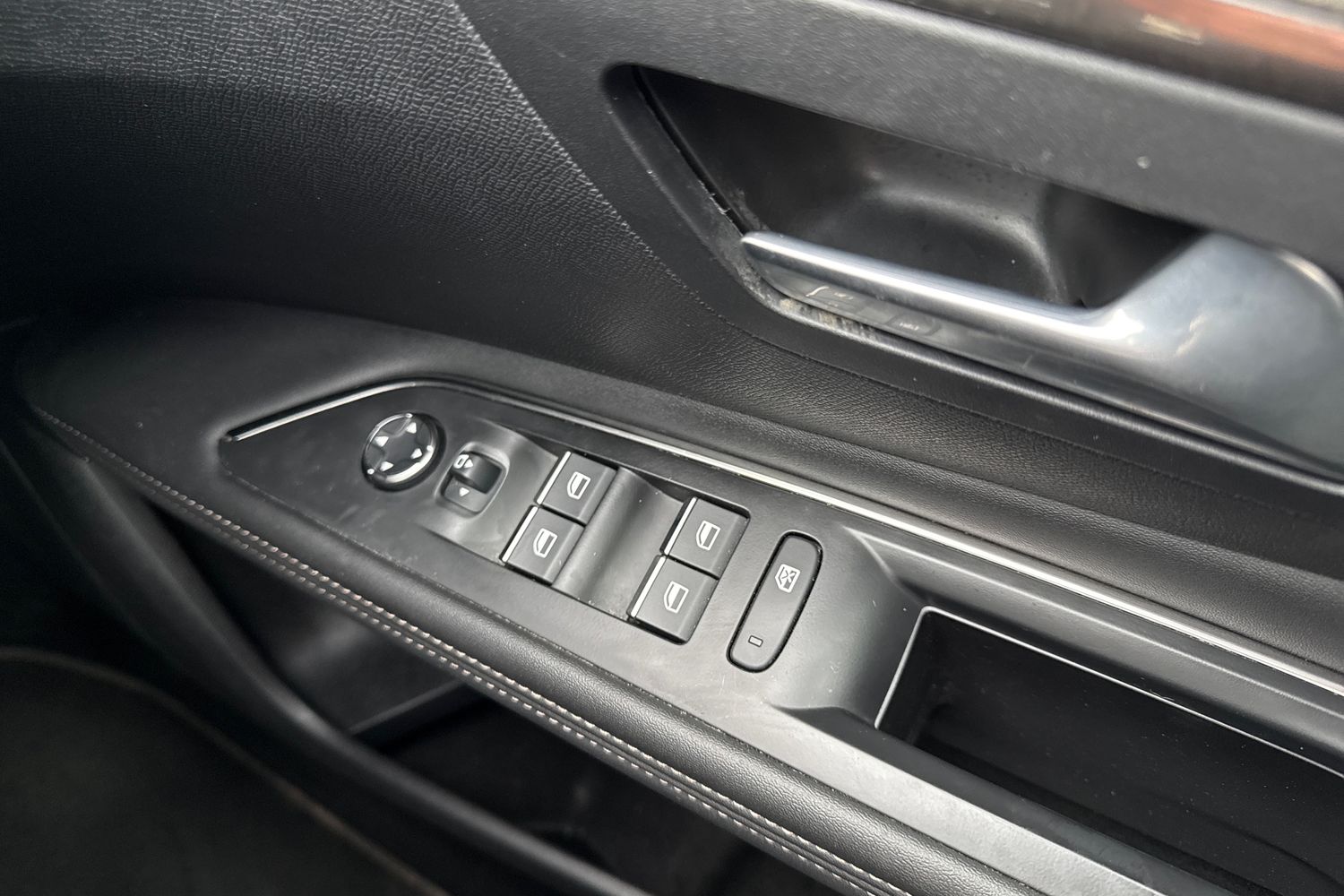 Used Peugeot 3008 2022 for sale - 77368587: Photo 43