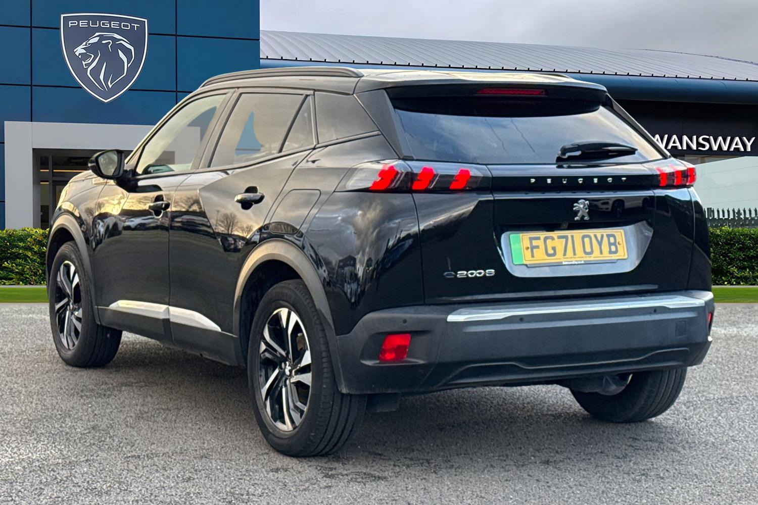 Used Peugeot 2008 2021 for sale - 76909367: Photo 2