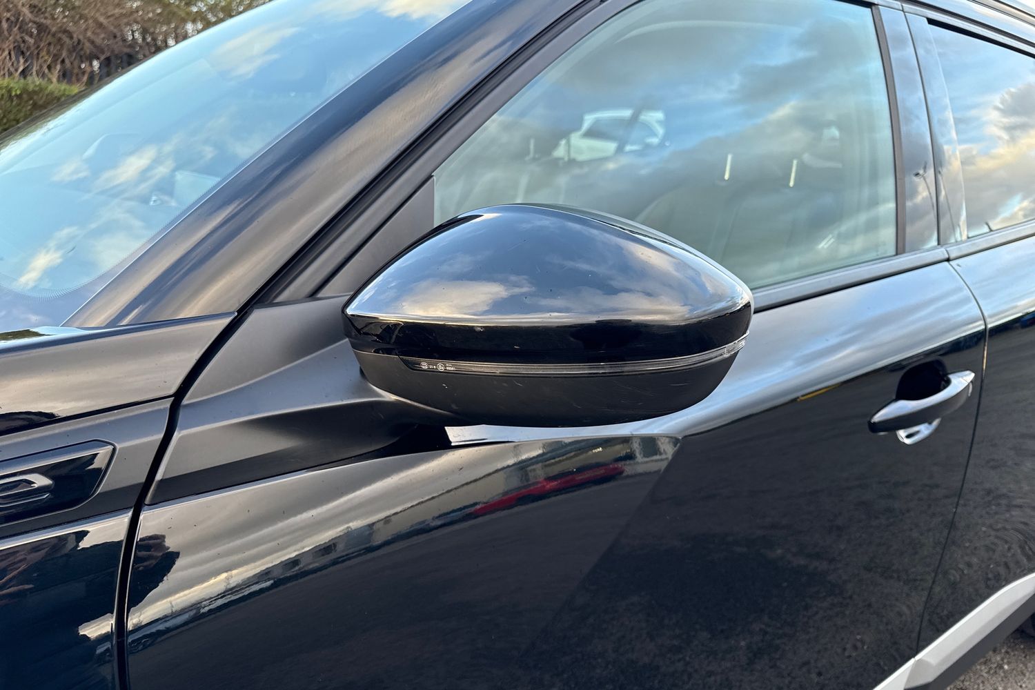 Used Peugeot 2008 2021 for sale - 76909367: Photo 28