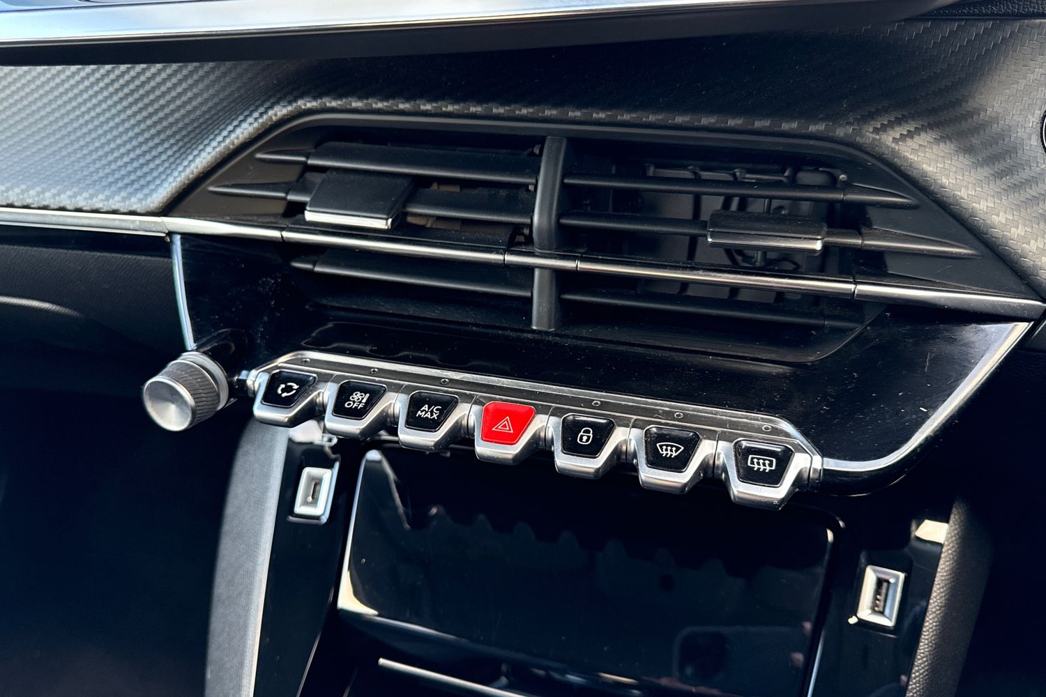 Used Peugeot 2008 2021 for sale - 76909367: Photo 53