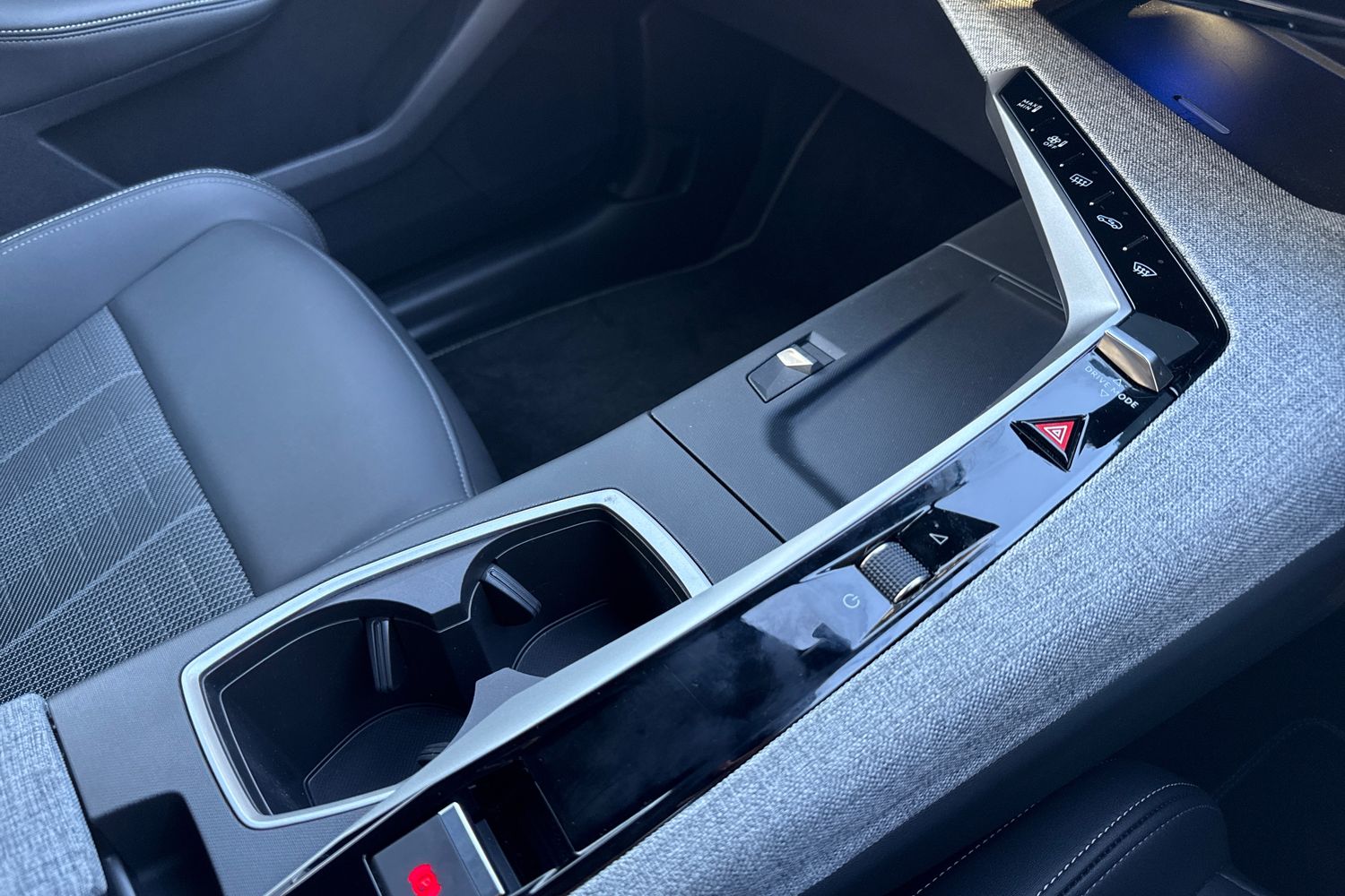 Used Peugeot 5008 2025 for sale - 77011449: Photo 22