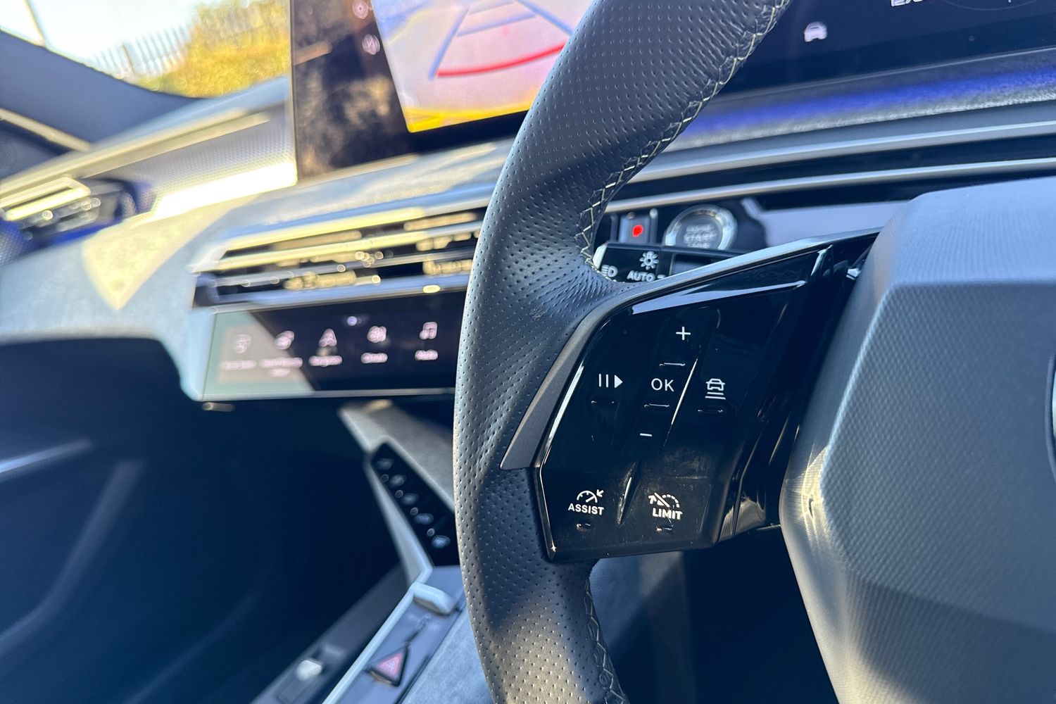 Used Peugeot 5008 2025 for sale - 77011449: Photo 38