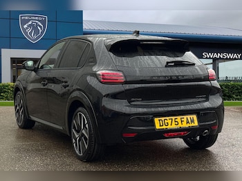 Used Peugeot 208 2026 for sale - 77779749: Photo