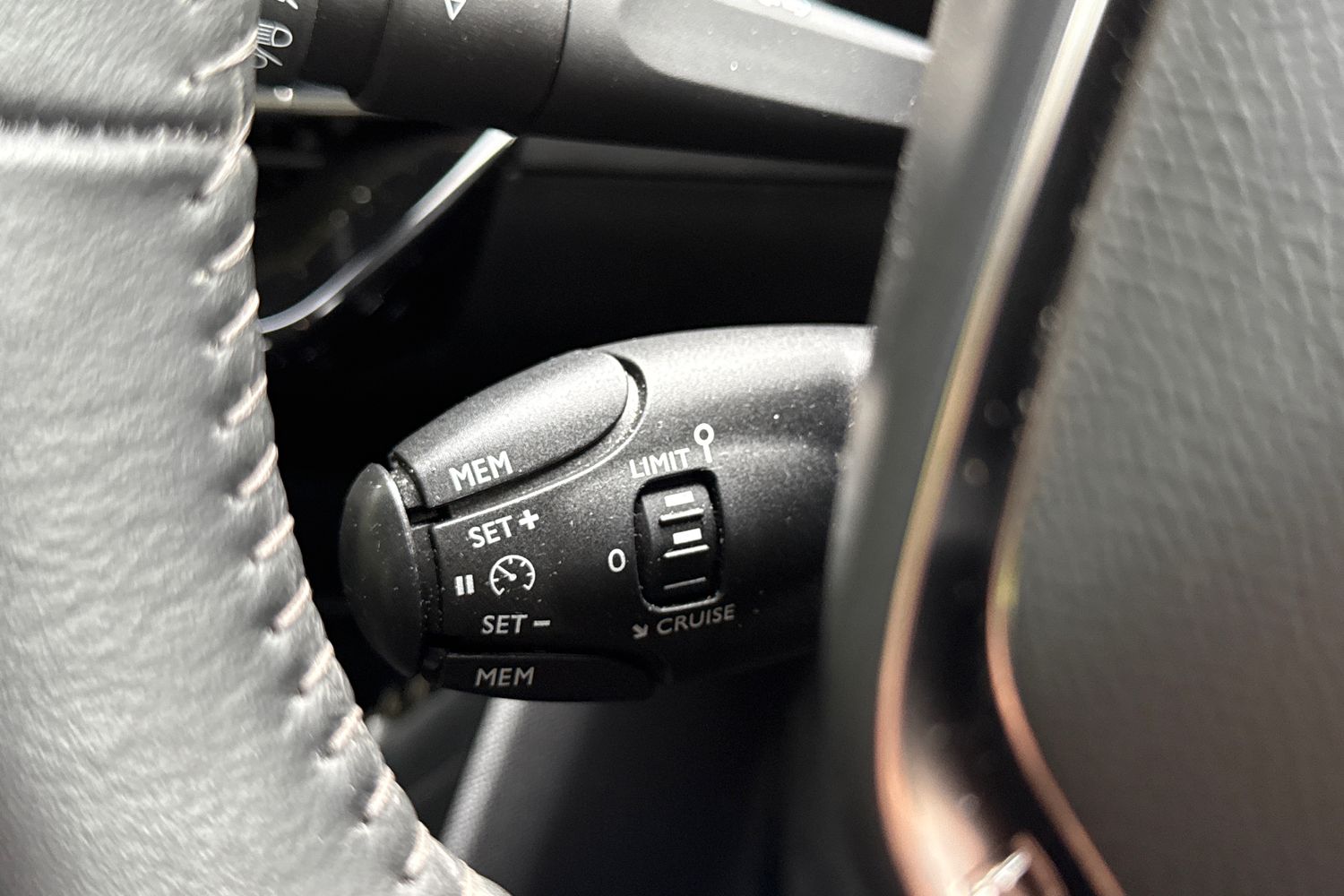 Used Peugeot 2008 2022 for sale - 76429251: Photo 36