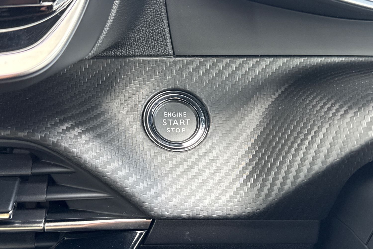 Used Peugeot 2008 2025 for sale - 77879186: Photo 52