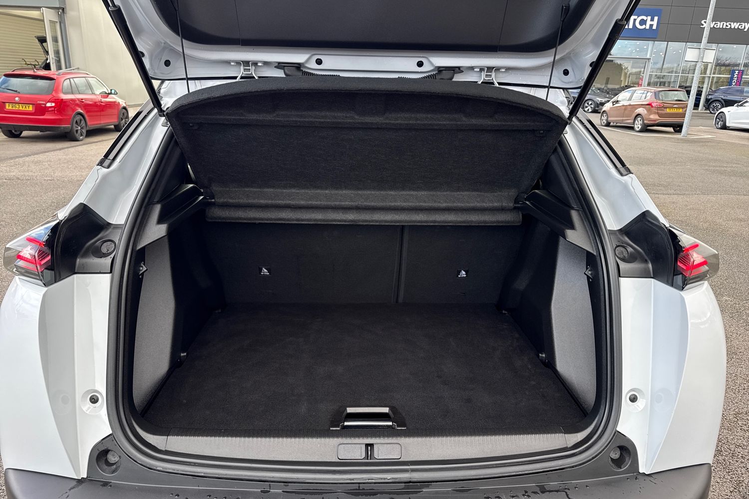 Used Peugeot 2008 2025 for sale - 77879186: Photo 6