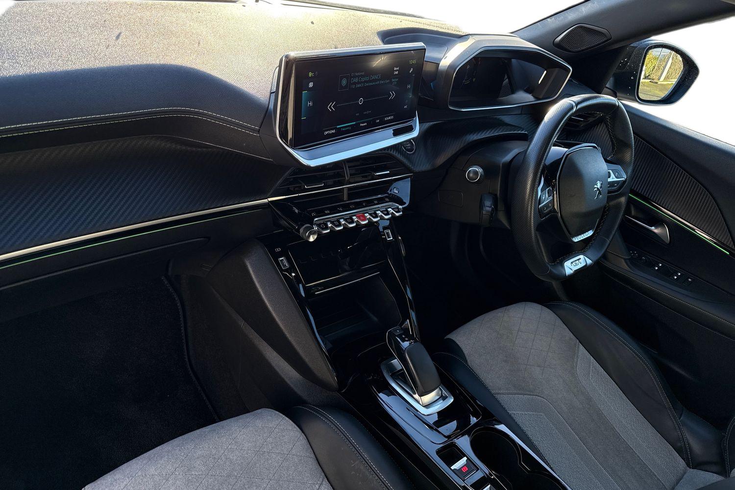 Used Peugeot E-2008 2021 for sale - 76697648: Photo 15