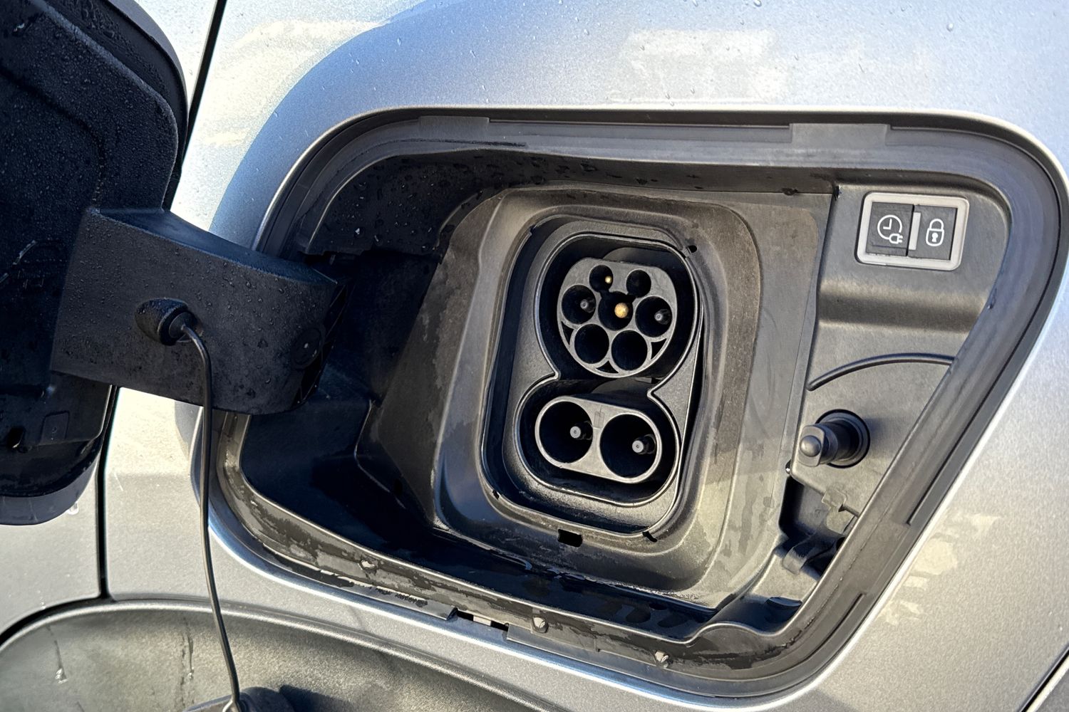 Used Peugeot E-2008 2021 for sale - 76697648: Photo 29