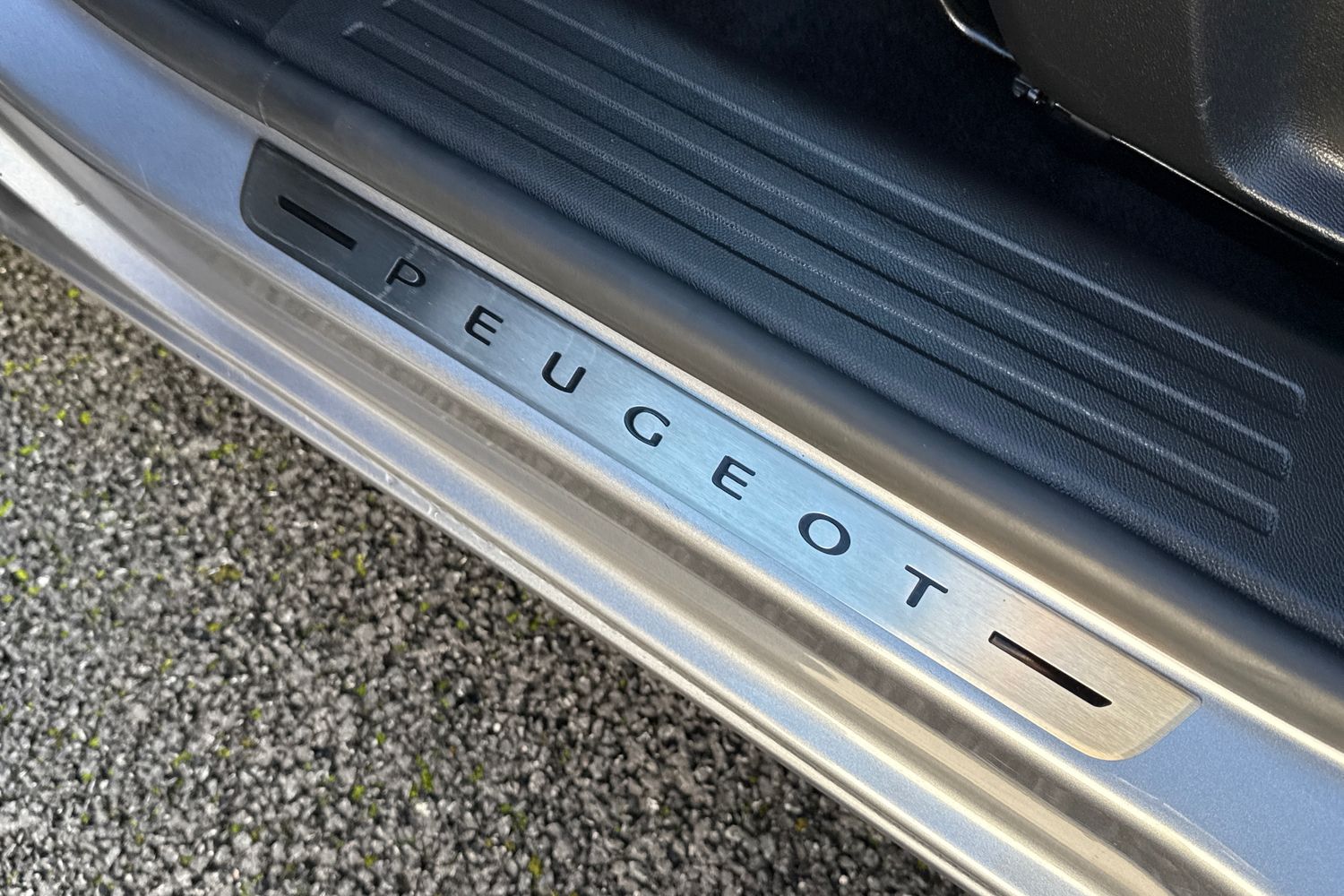 Used Peugeot E-2008 2021 for sale - 76697648: Photo 33