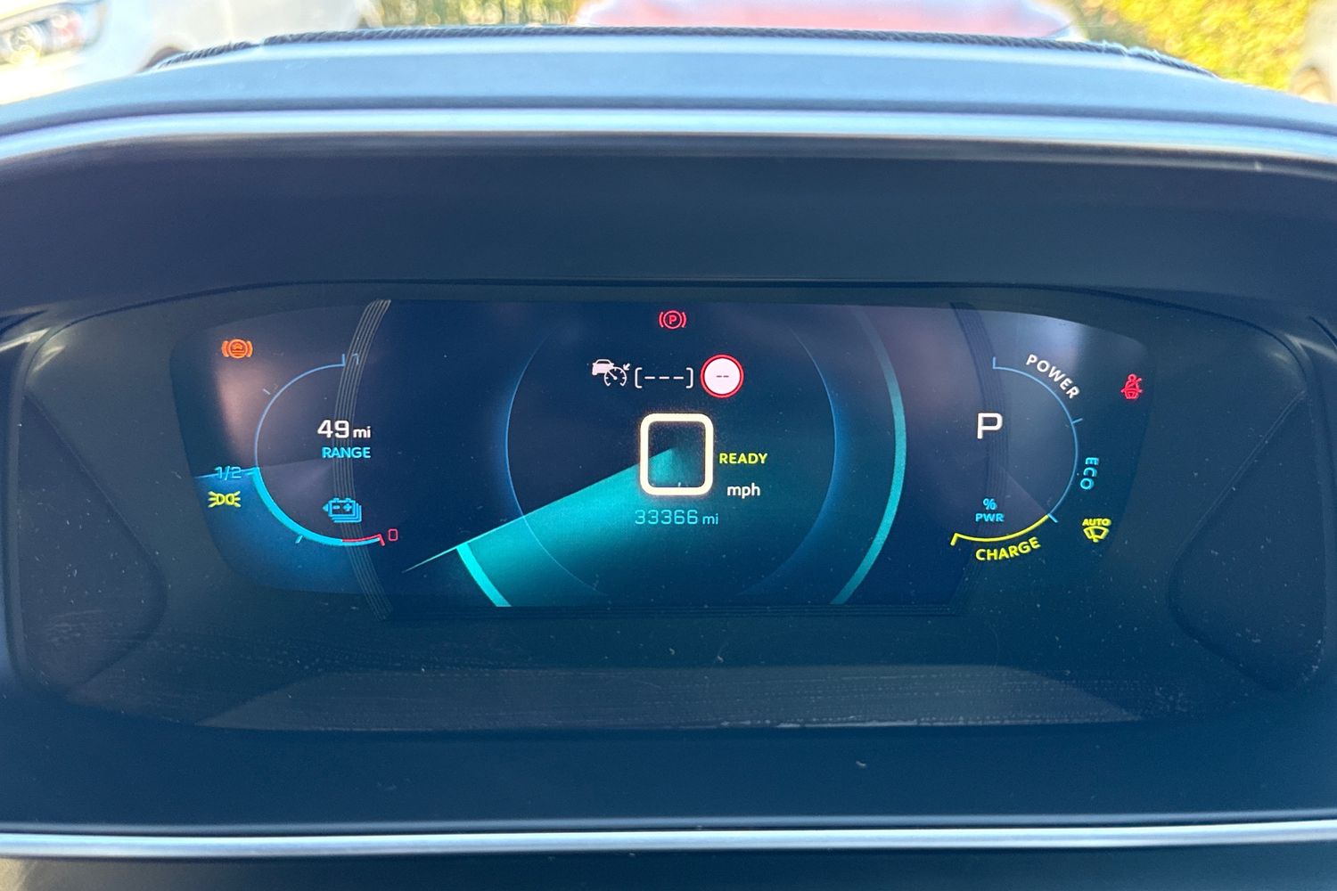 Used Peugeot E-2008 2021 for sale - 76697648: Photo 43