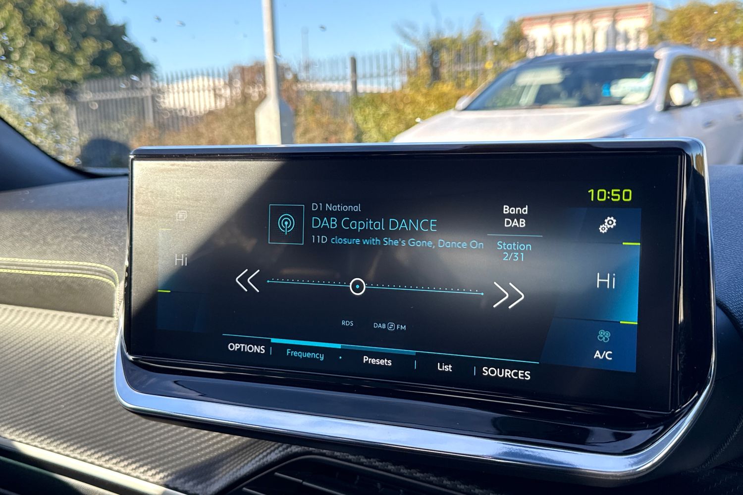 Used Peugeot E-2008 2021 for sale - 76697648: Photo 45