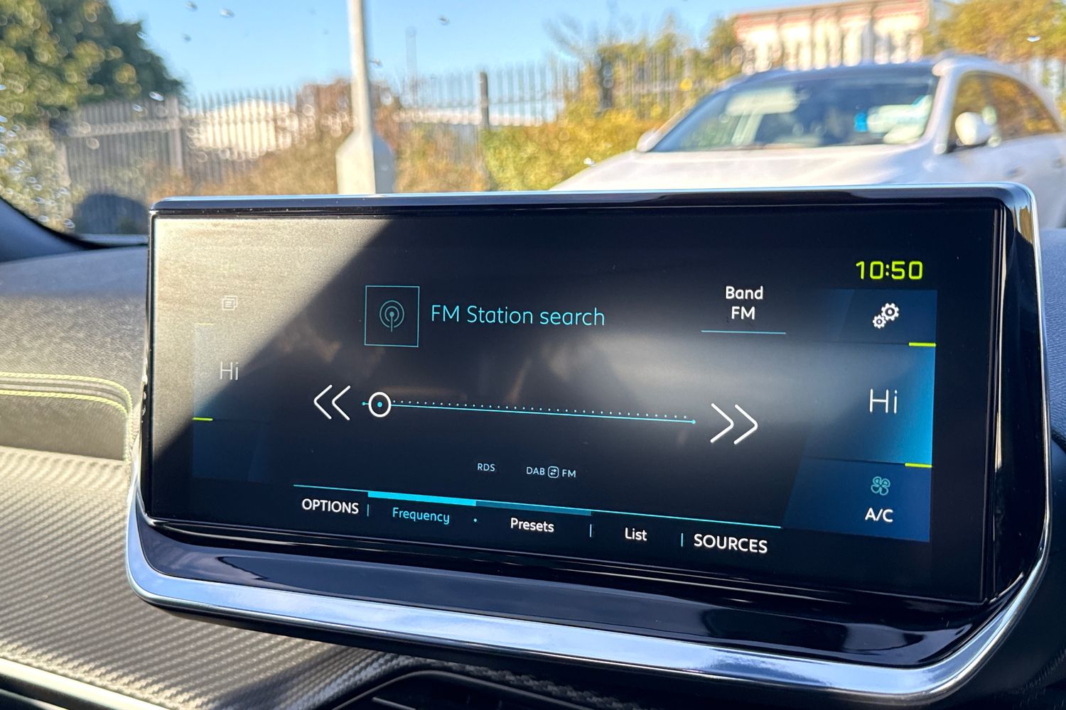 Used Peugeot E-2008 2021 for sale - 76697648: Photo 46