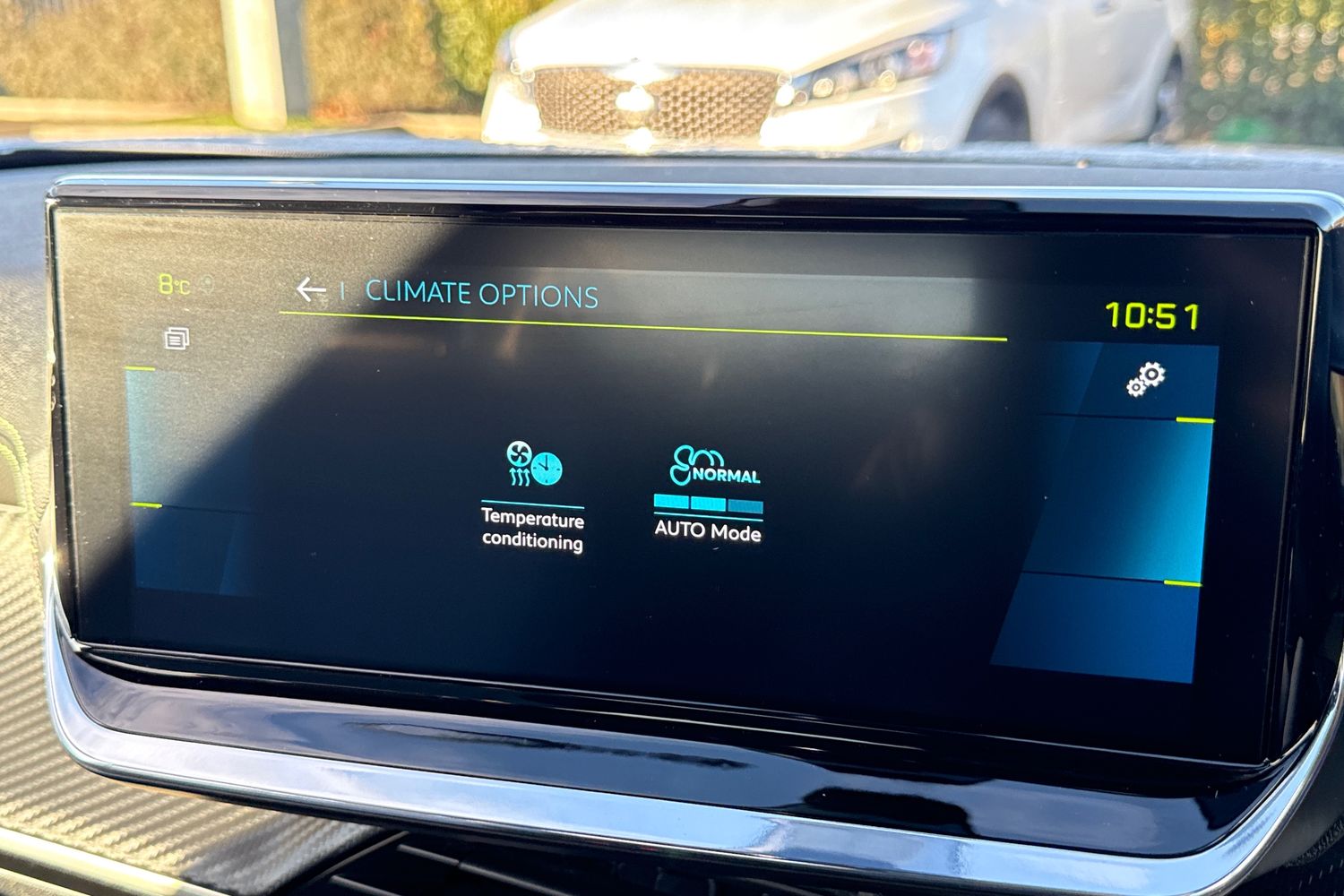 Used Peugeot E-2008 2021 for sale - 76697648: Photo 56