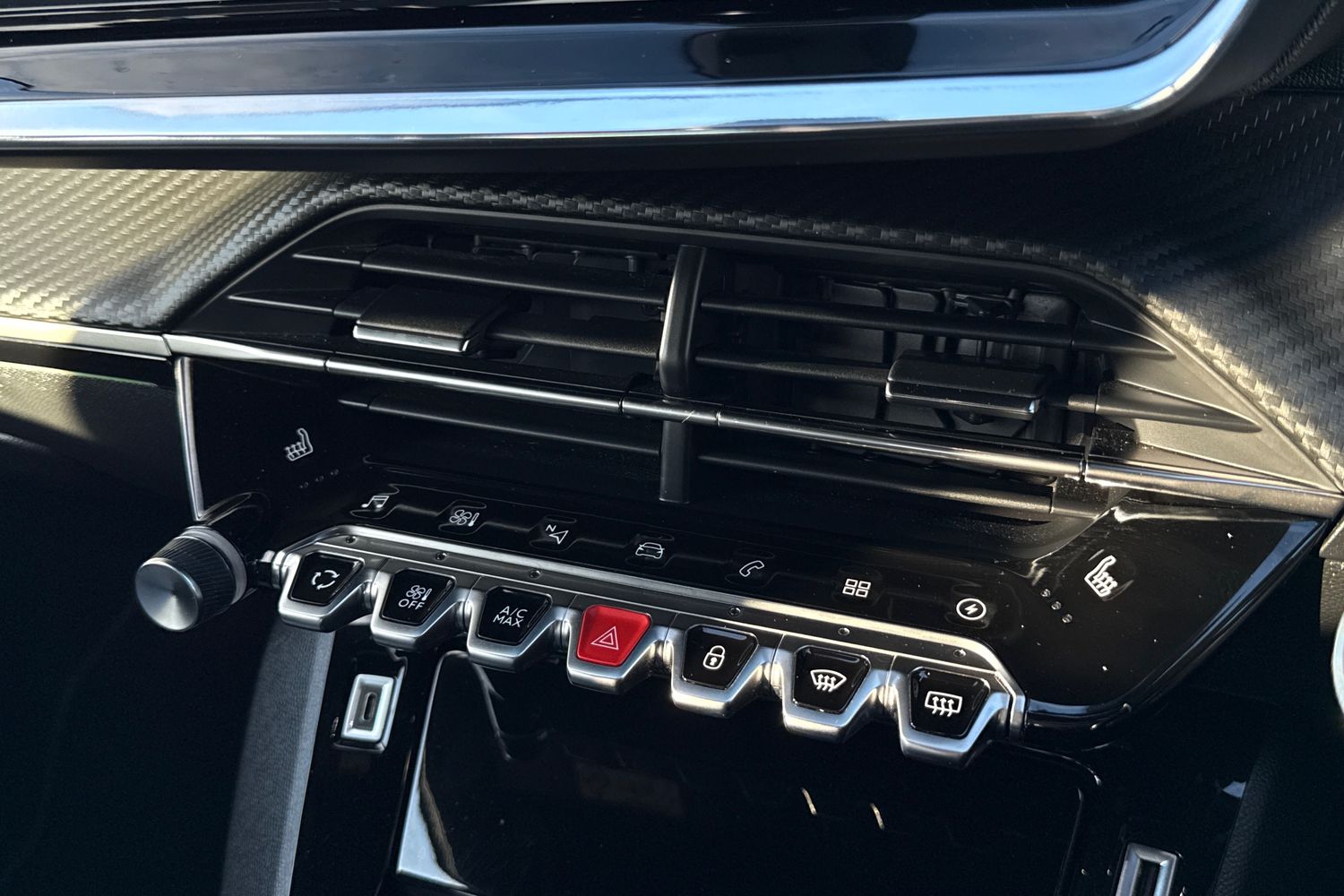 Used Peugeot E-2008 2021 for sale - 76697648: Photo 58