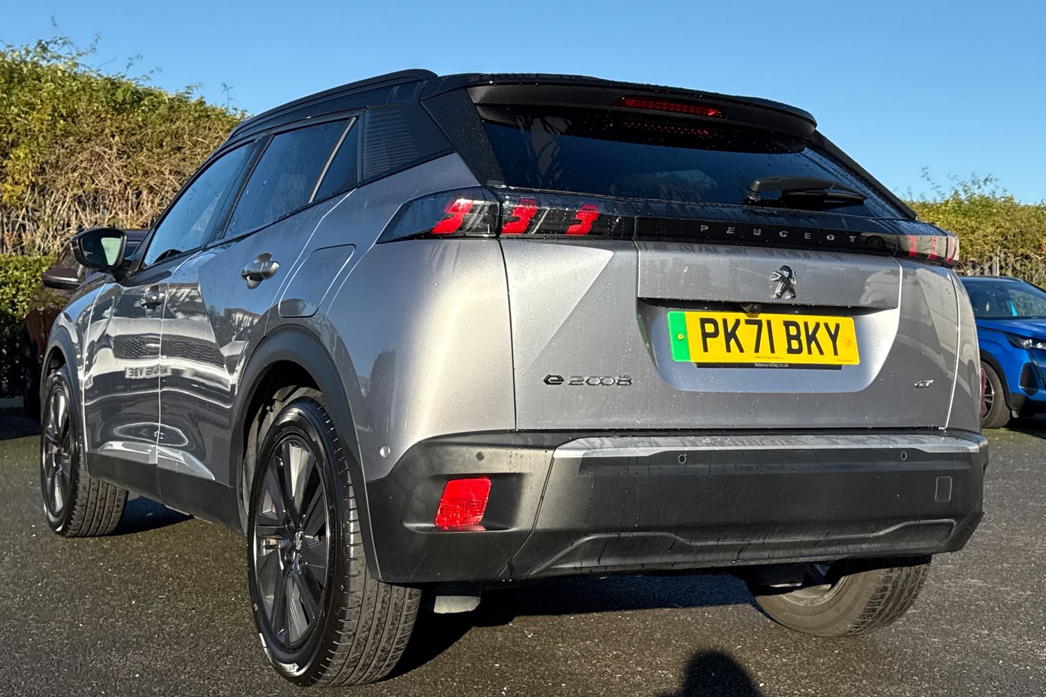 Used Peugeot E-2008 2021 for sale - 76697648: Photo 8