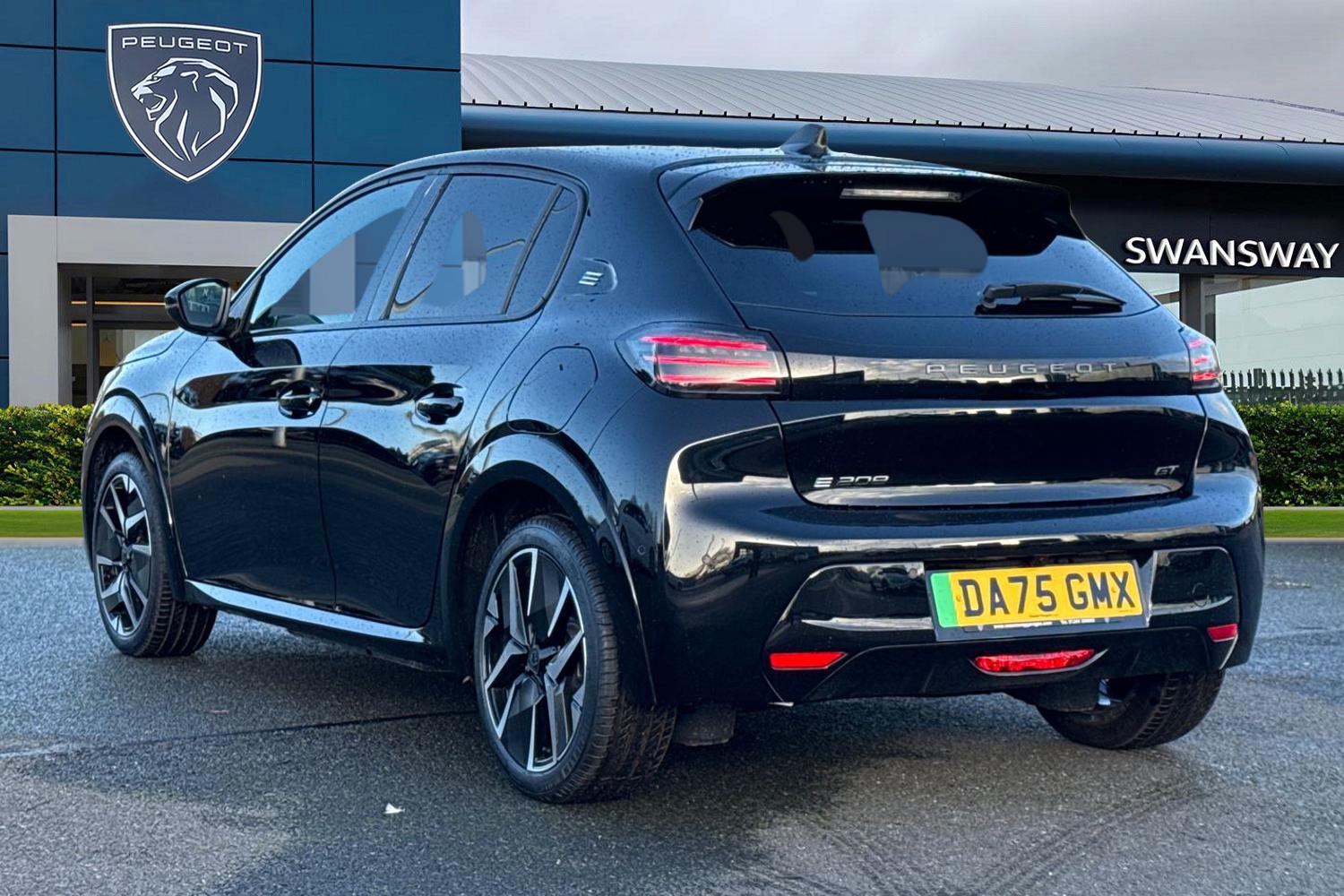 Used Peugeot E-208 2025 for sale - 76902574: Photo 2