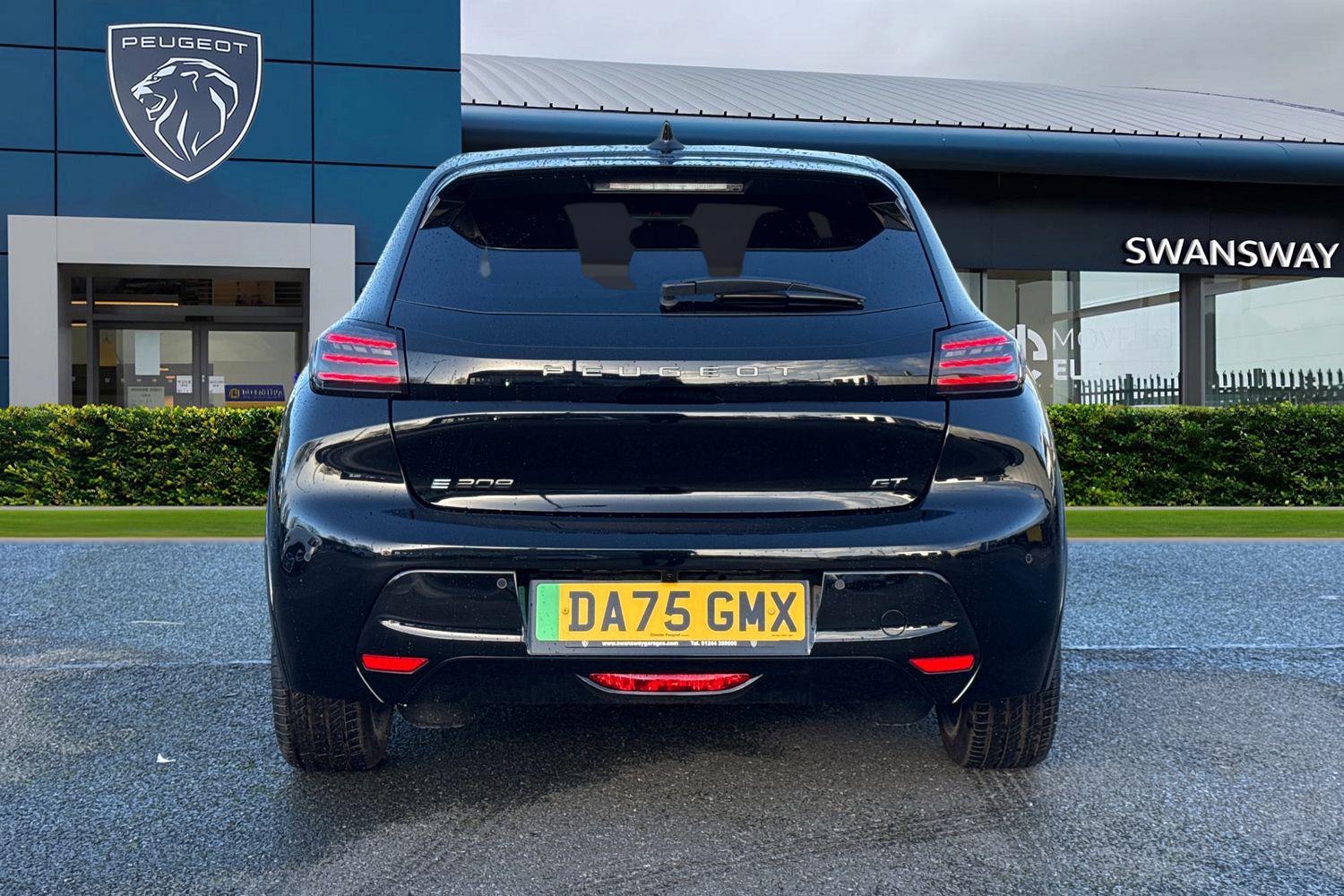 Used Peugeot E-208 2025 for sale - 76902574: Photo 4