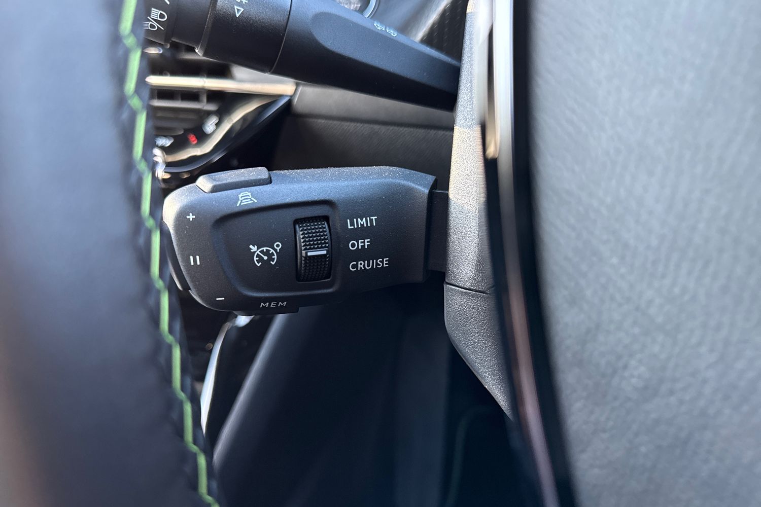 Used Peugeot E-208 2025 for sale - 76902574: Photo 42