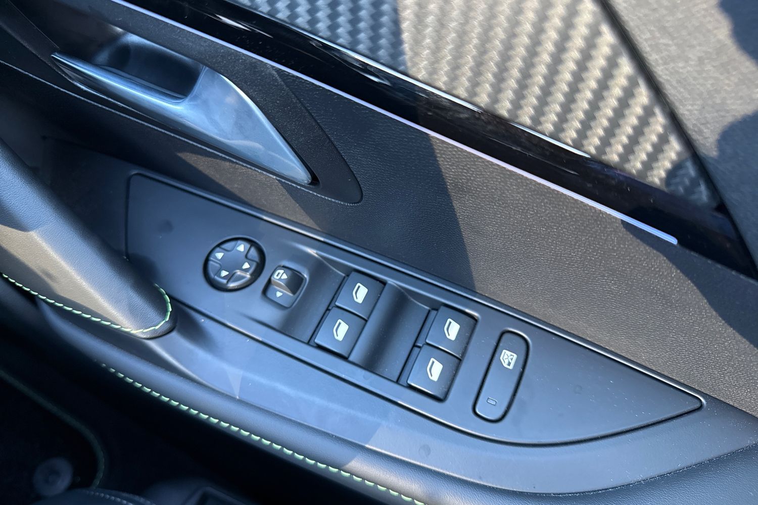 Used Peugeot E-208 2025 for sale - 76902574: Photo 43