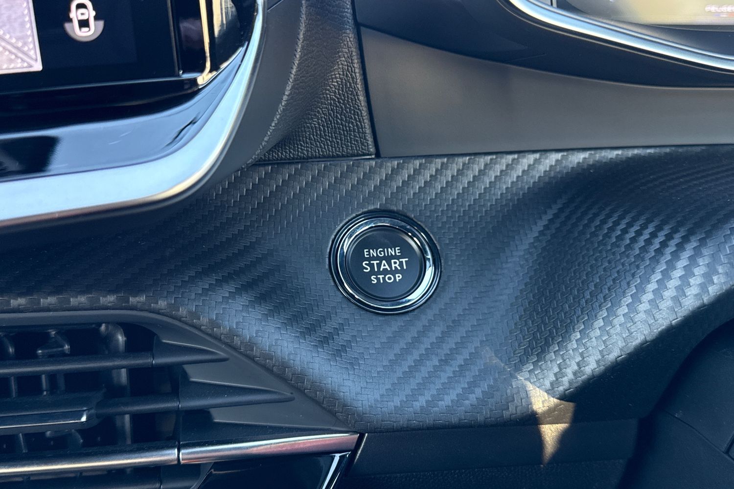 Used Peugeot E-208 2025 for sale - 76902574: Photo 55