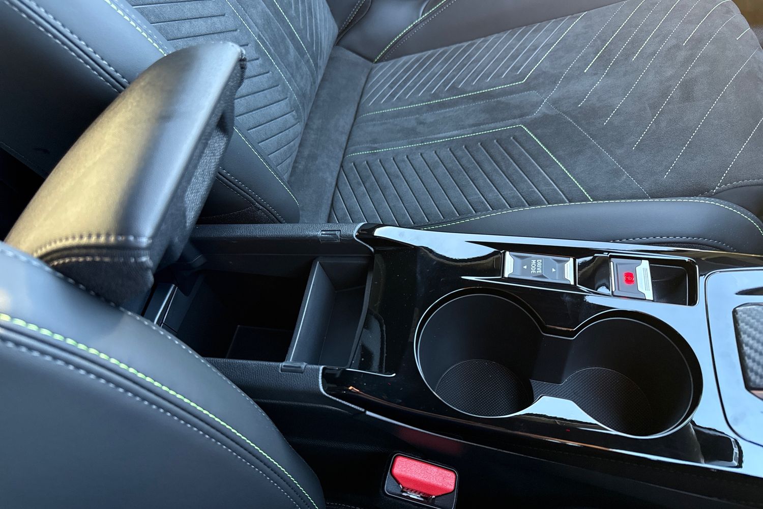 Used Peugeot E-208 2025 for sale - 76902574: Photo 61