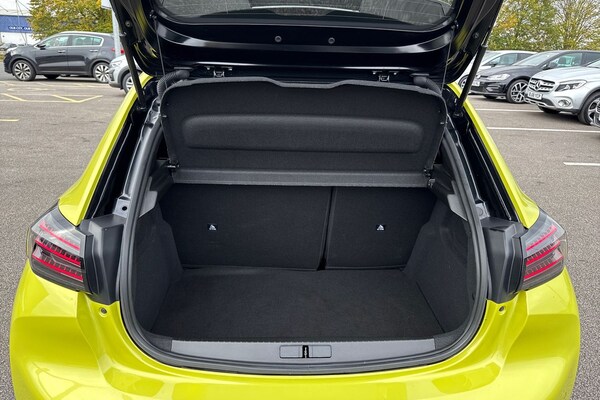 Used Peugeot E-208 2024 for sale - 76232563: Photo 6