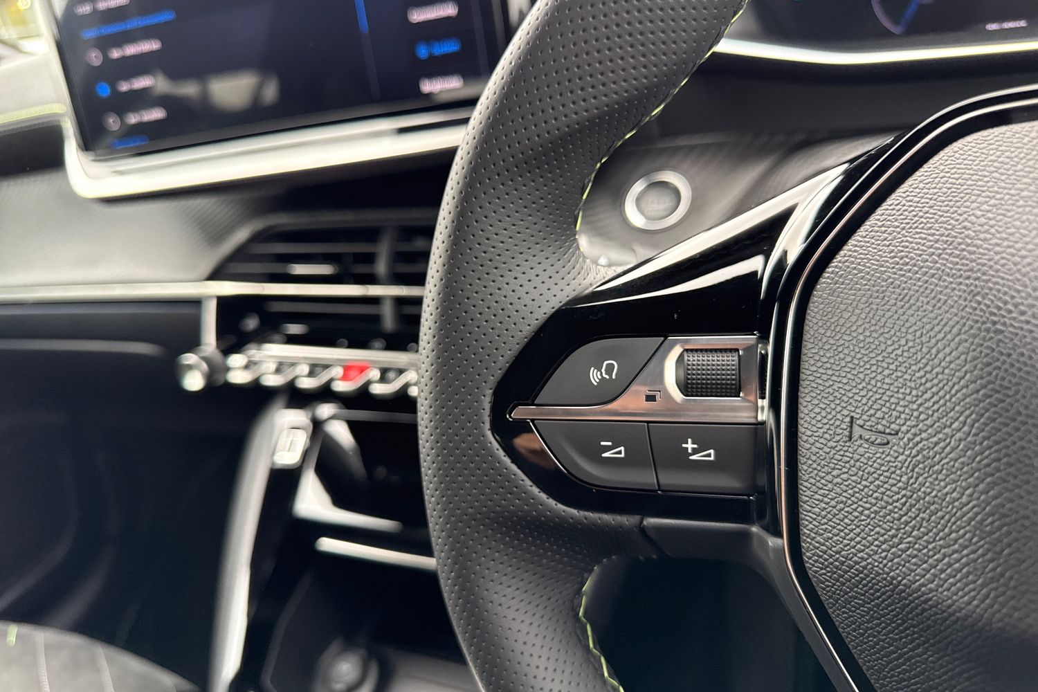 Used Peugeot 208 2025 for sale - 76929160: Photo 40