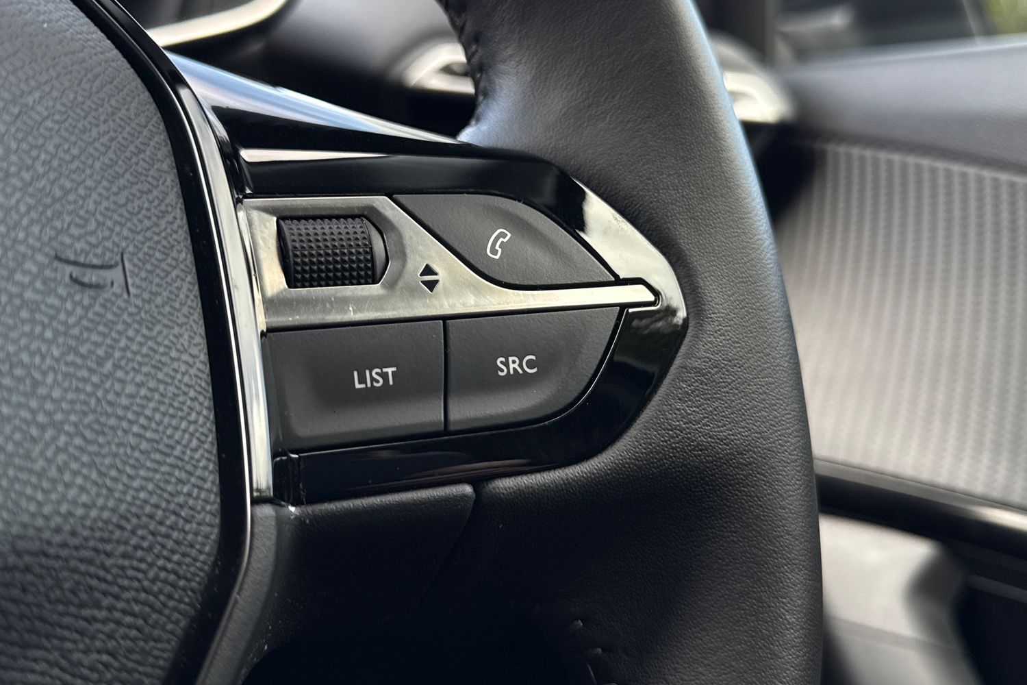 Used Peugeot 2008 2022 for sale - 77661710: Photo 33