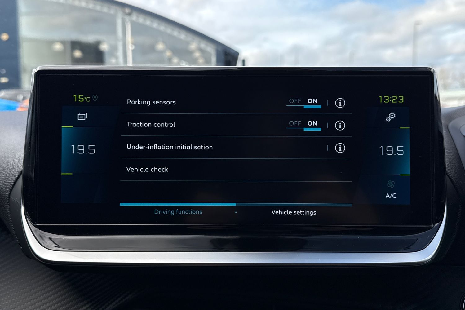 Used Peugeot 2008 2022 for sale - 77661710: Photo 43