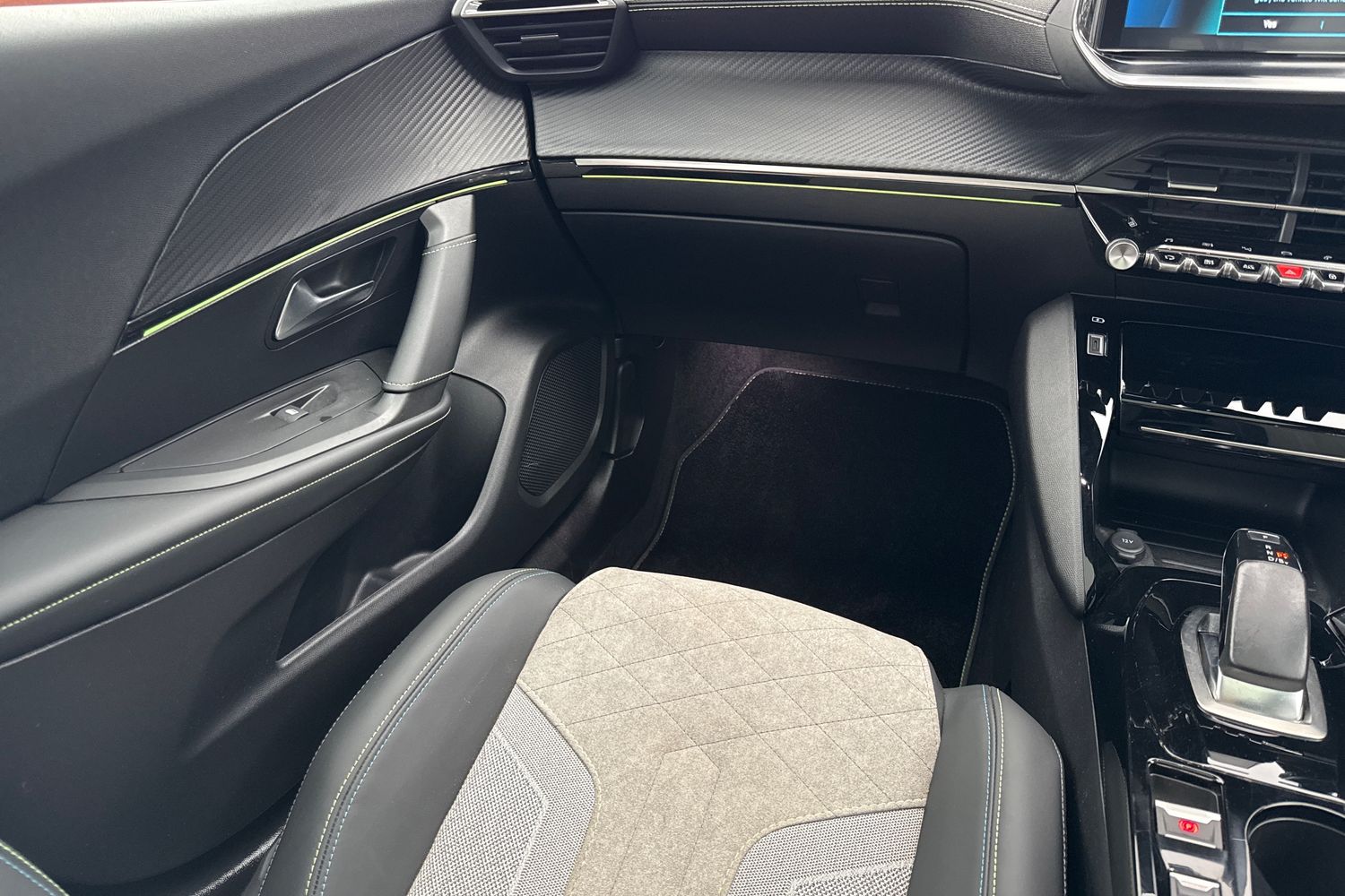 Used Peugeot 2008 2021 for sale - 78177849: Photo 20