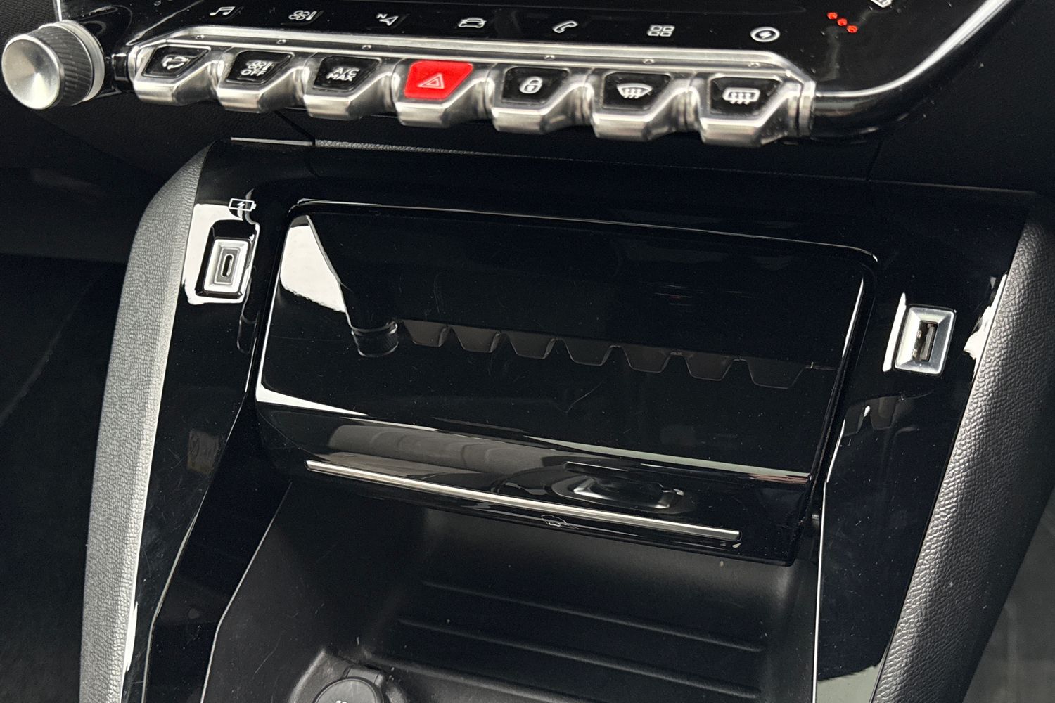 Used Peugeot 2008 2021 for sale - 78177849: Photo 43